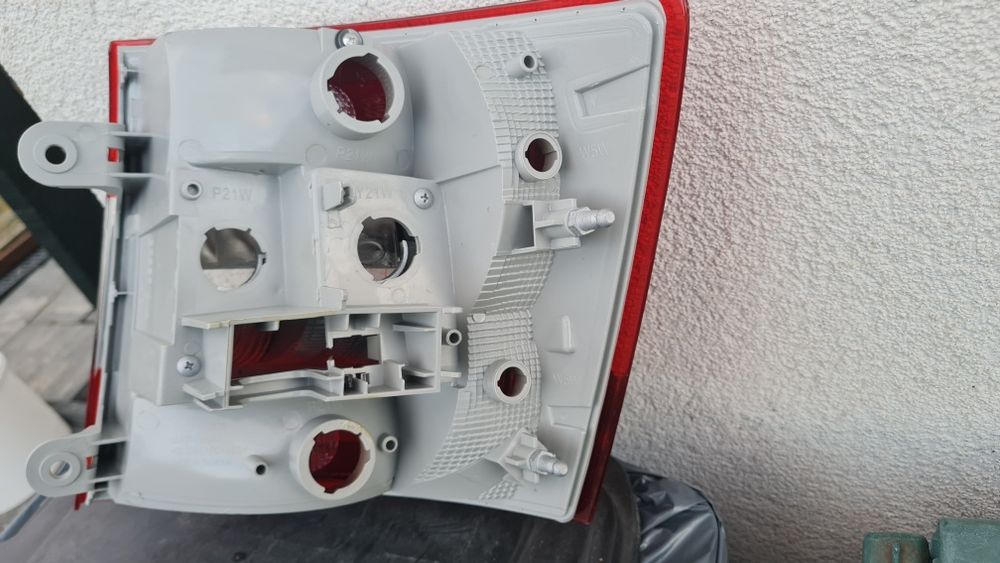 Stop stanga Skoda Octavi 3  11-12676-01-2
