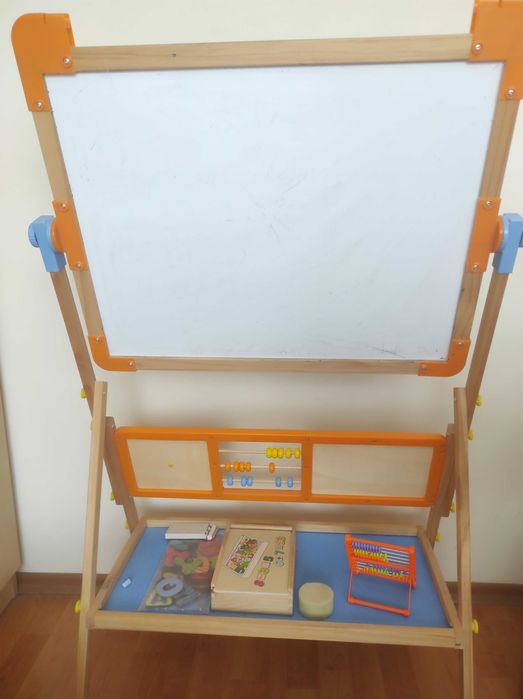 Дървена магнитна дъска