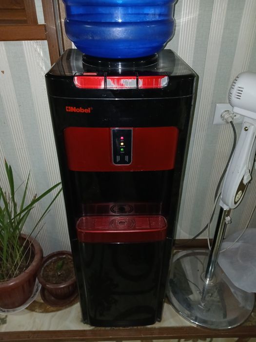 продается стиралная машина Bosch