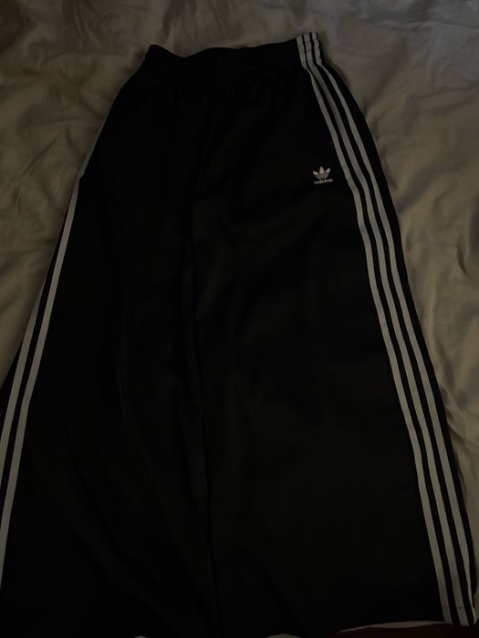 adidas панталони unisex