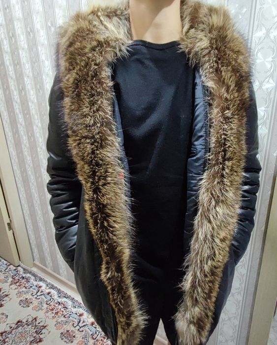 Продам Зимнею куртку