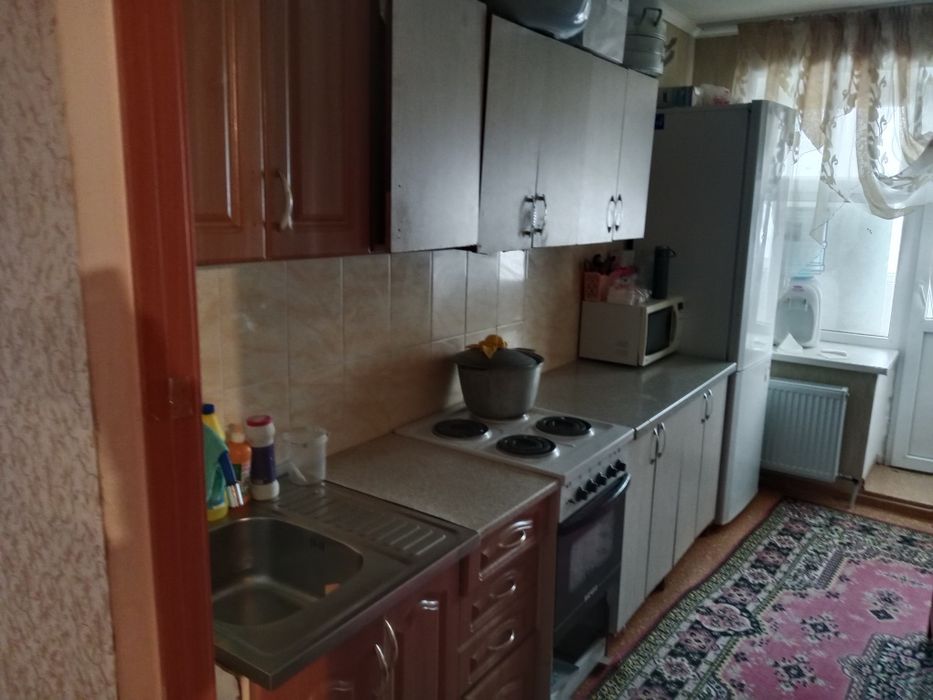 Отдам кухонный гарнитур