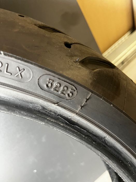 Задна гума Michelin Road 6