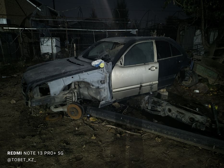 Мерс лупарик аварийнный