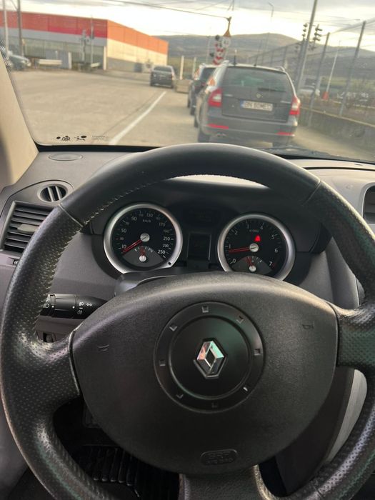 Renault Megane Coupe-Cabriolet 1.6 16v Dynamique (Decapotabilă)