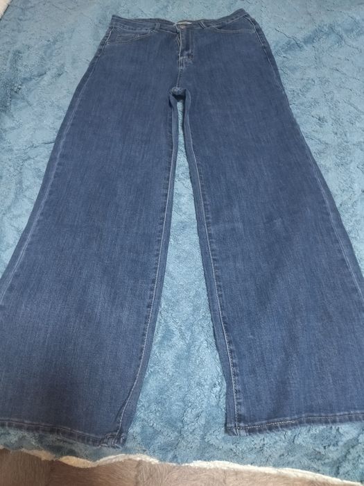 Джинсы женские.Новые.