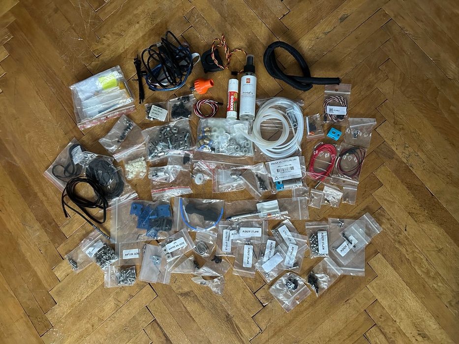 Imprimanta 3D Prusa MK3 Bear Upgrade + multe accesorii/piese