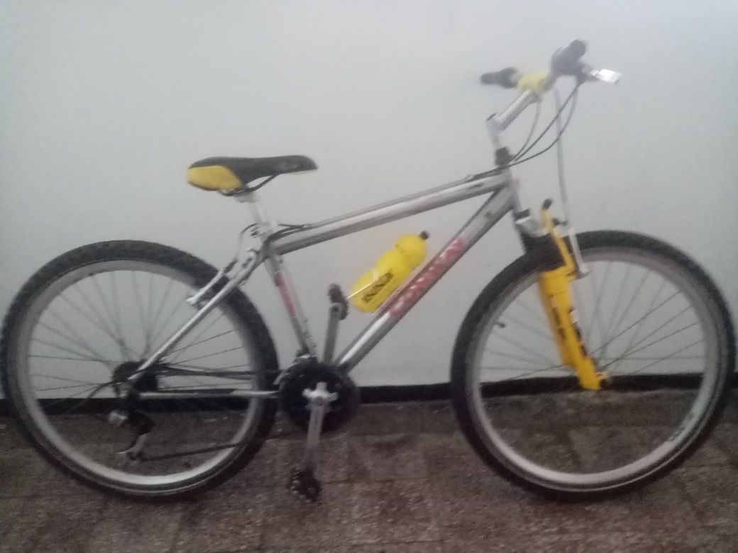 Bicicleta MTB USA