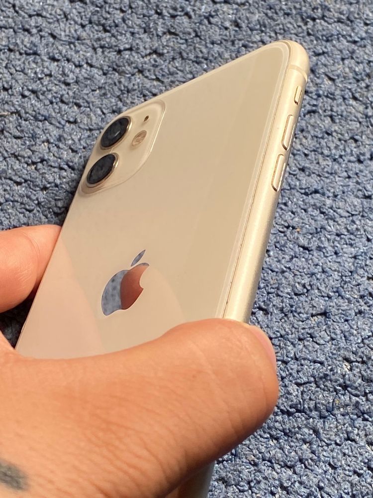 Iphone 11 торг обмен