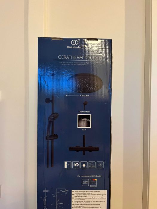 Coloana de dus Ideal Standard IdealRain cu baterie Ceratherm T25