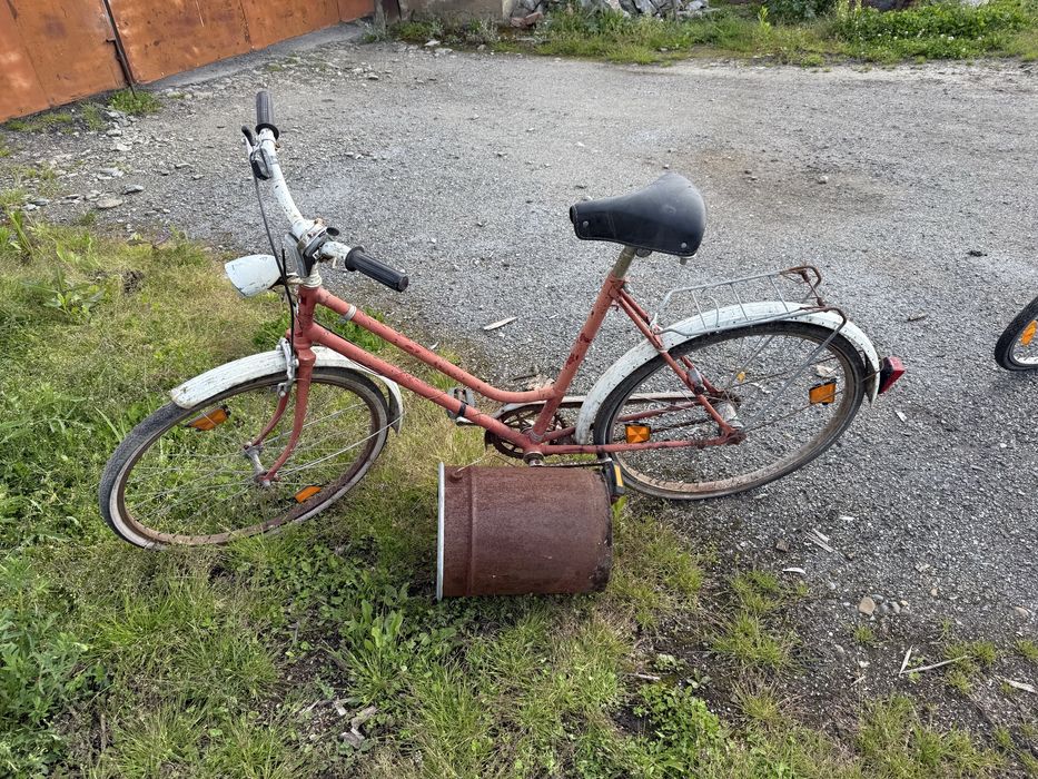Biciclete                    Bbb