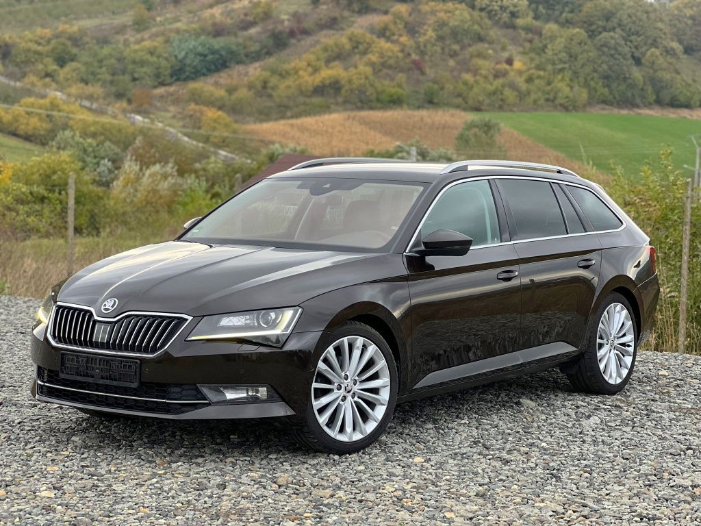 Vând Skoda Superb 3