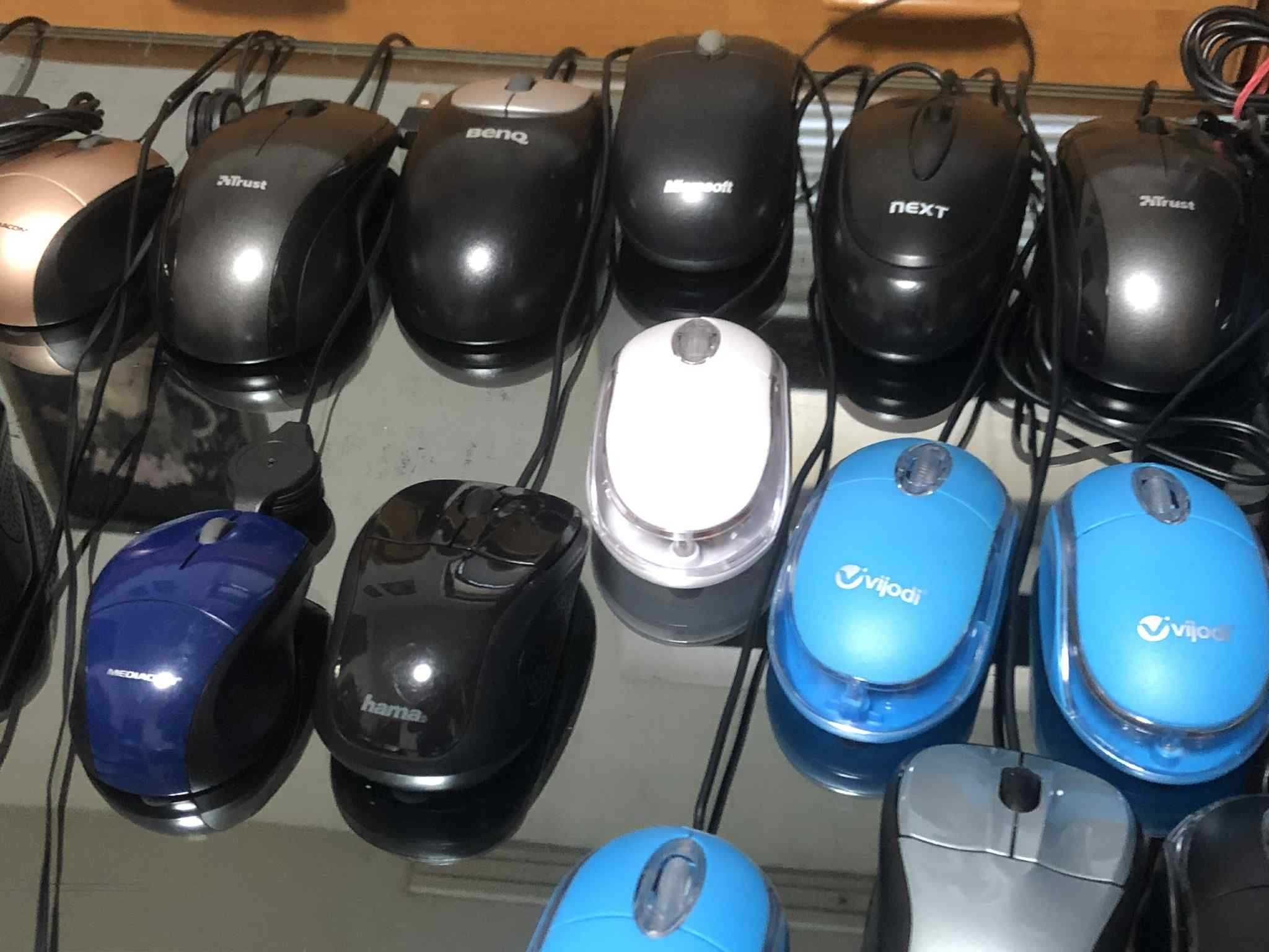 лот 21 мишки с usb кабел