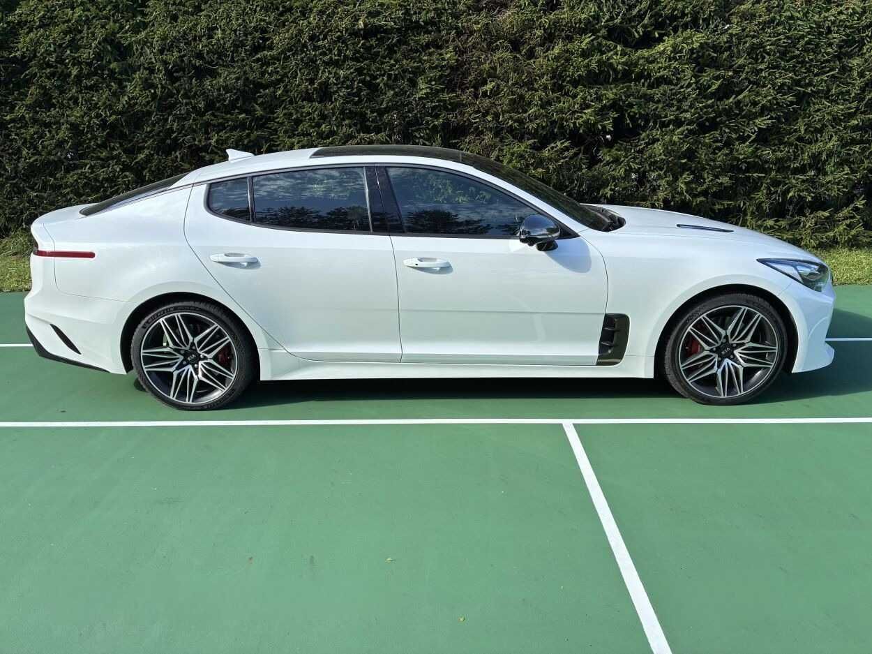 Kia Stinger GT 3.3 269кВ