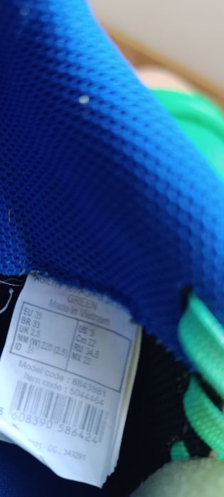 НАМАЛЕНИ!!! Стоножки Nike phantom 37.5 и бутони Декатлон 35