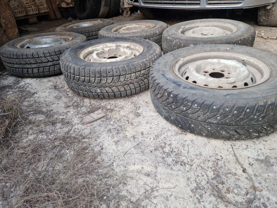 Диски с резиной комплек 6 штук зима