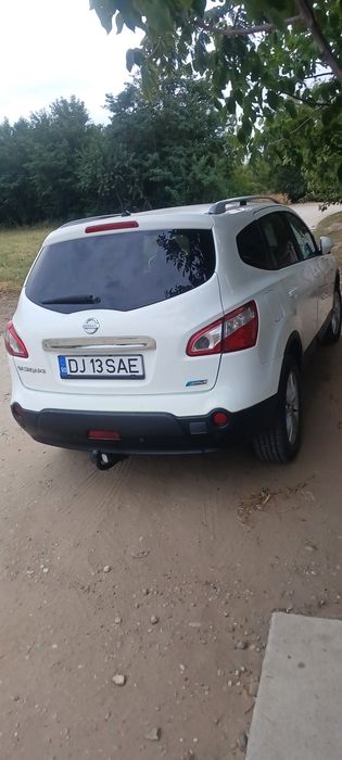 Vand Nissan qashqai+2,1/5 disel