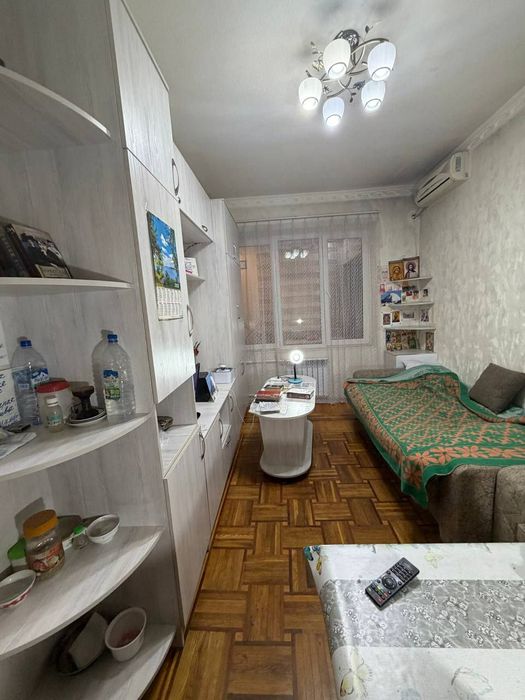 Квартира высокопотолочка продаётся Шота Руставели 2/3/4 меб тех аския