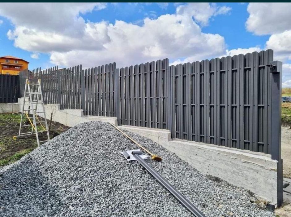 Gard din: plasa,tabla sipca