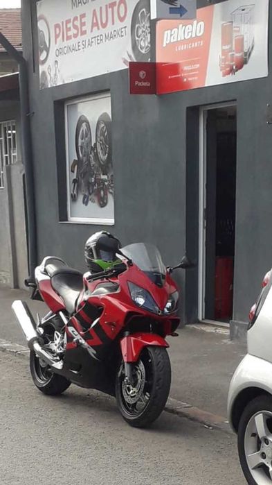 Honda cbr f4i an 2002