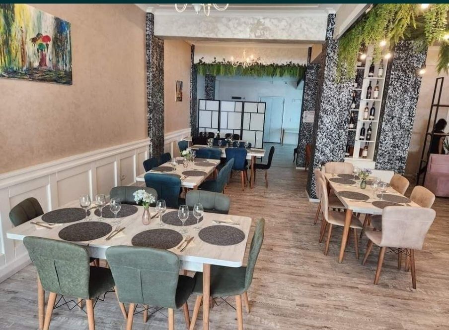 Afacere Restaurant / Terasa