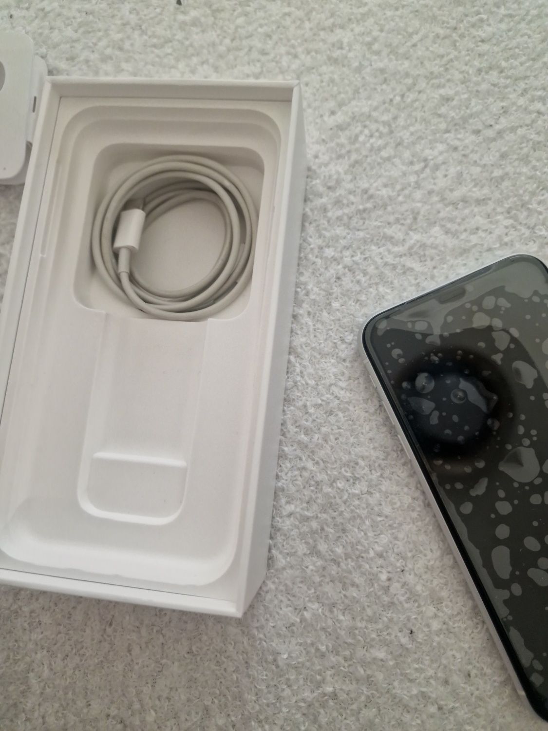 Iphone XR 128GB.