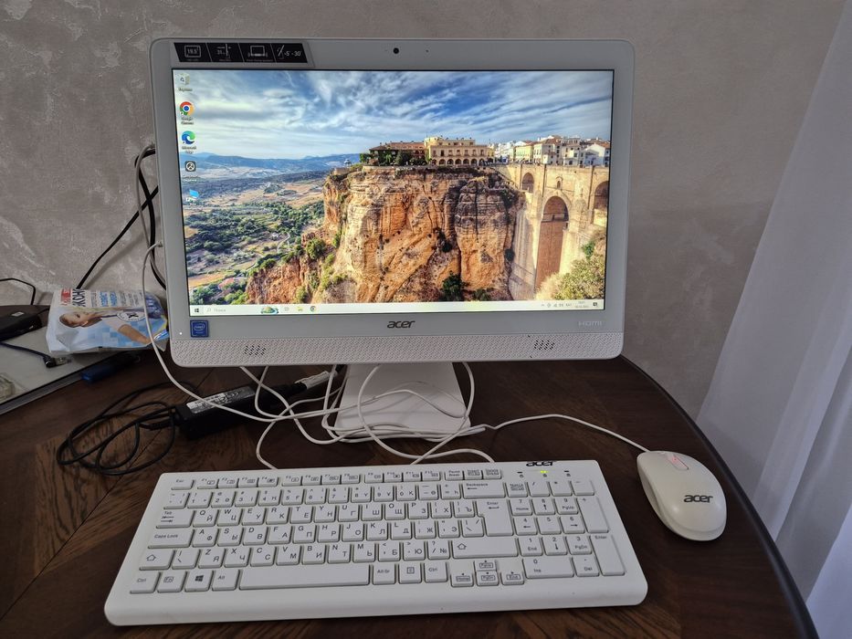 Продам моноблок Acer