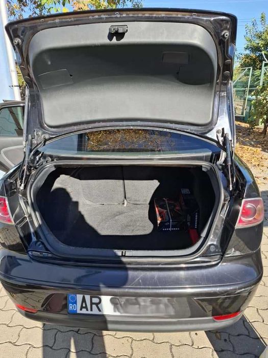 Vând SEAT Cordoba 1,9 D