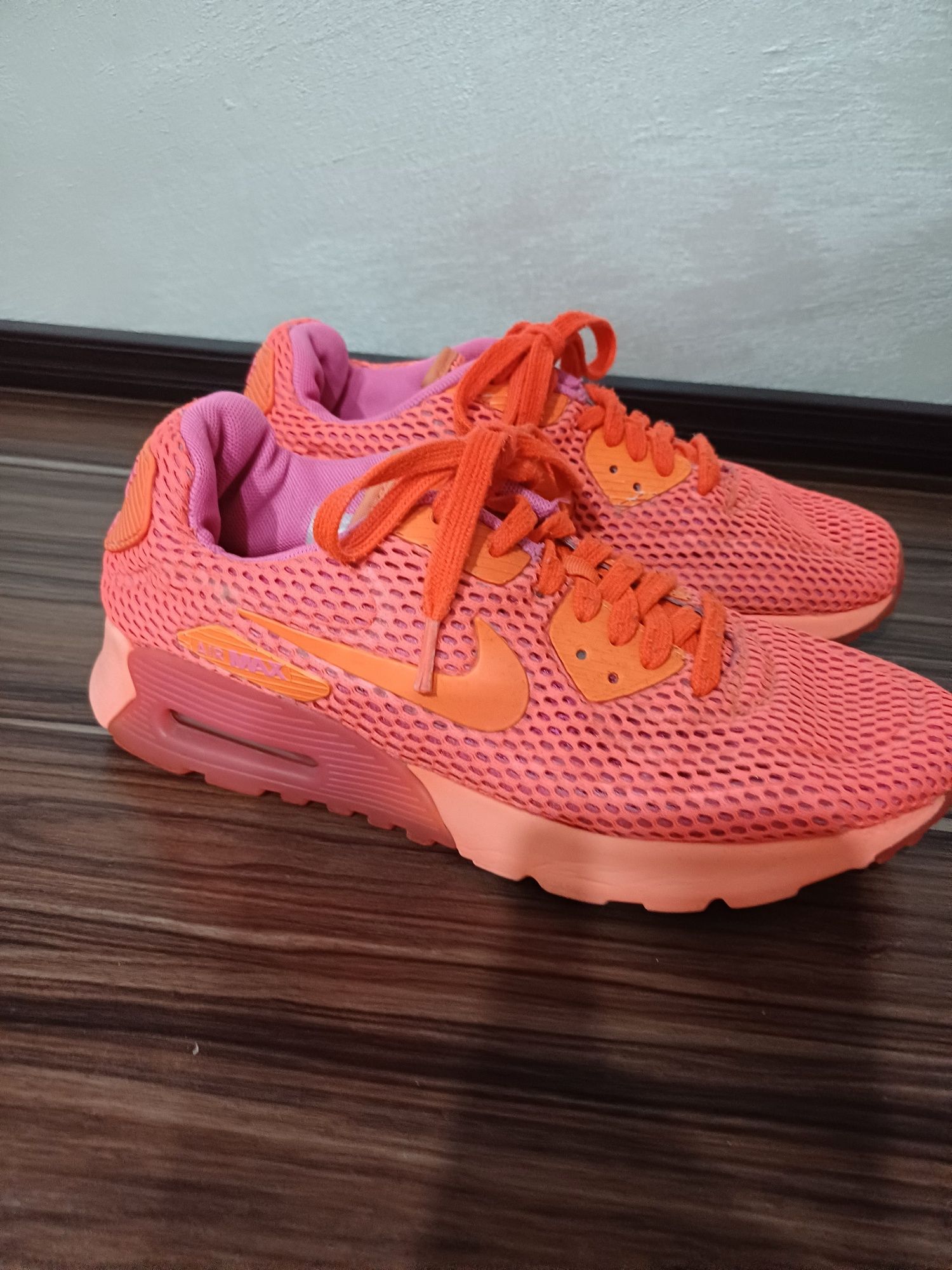 Дамски цветни маратонки Nike air max  neon