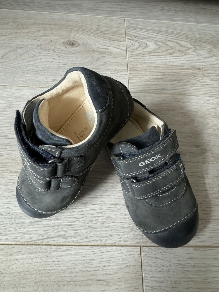 Pantofi copii Geox marimea 22