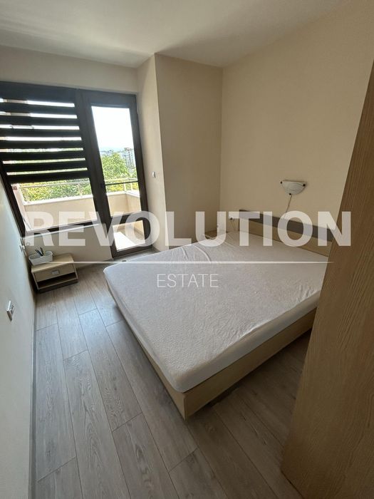 Дава се под наем Двустаен апартамент в Пловдив, Център - 50 кв.м за 410 € - Снимка #3