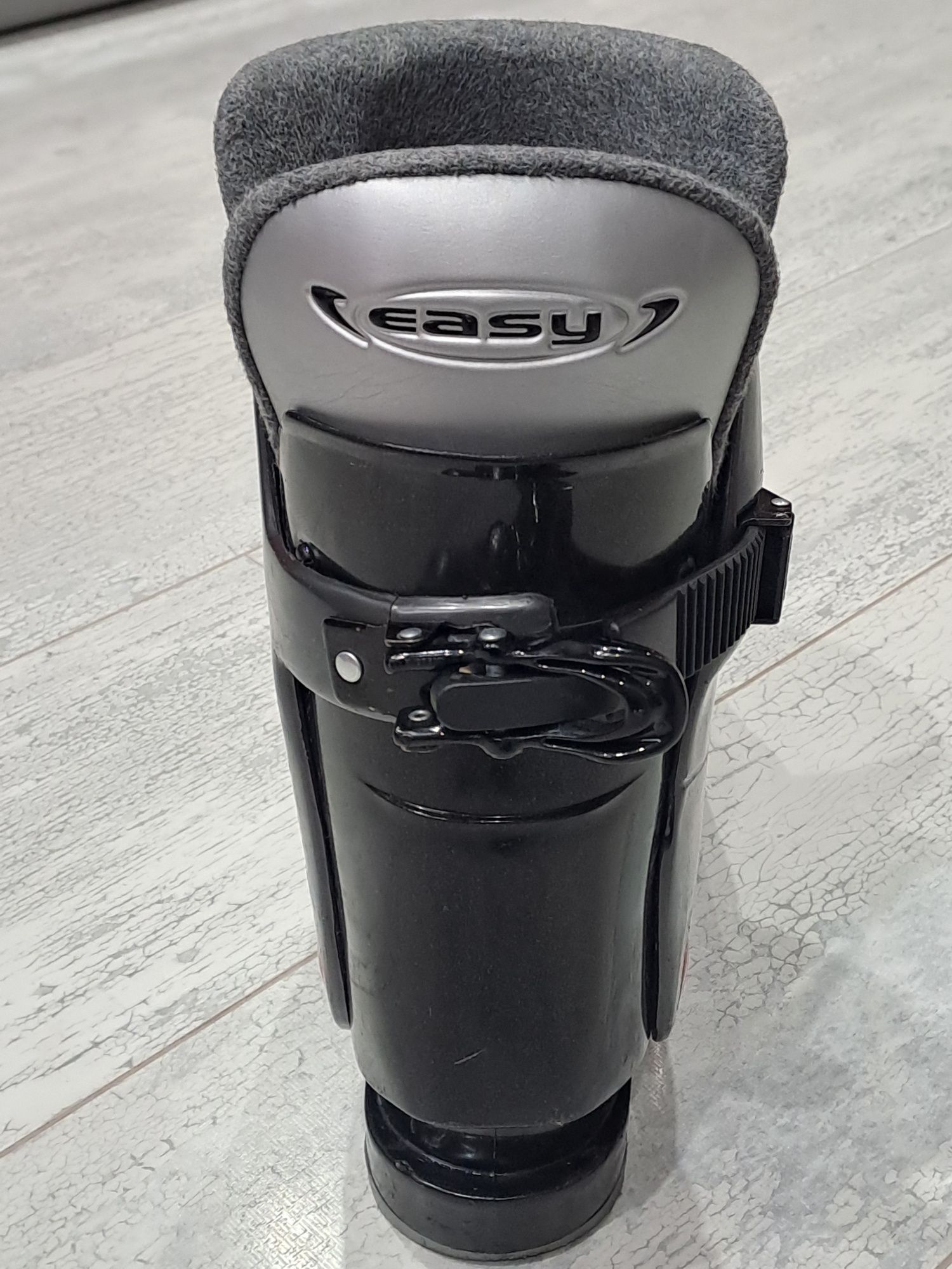 Ски обувки TECHNO-N41 (296mm)