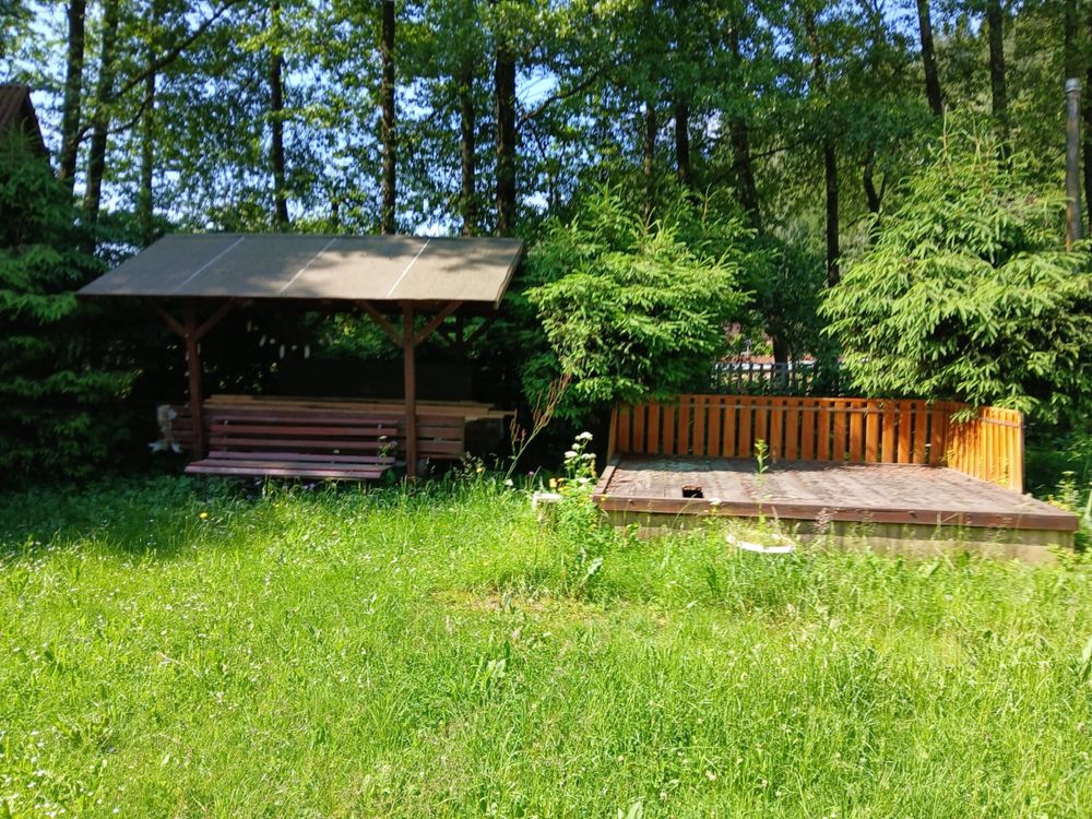 Cabană/ casă de vacanță cu ciubăr, zona Lemnia de sus
