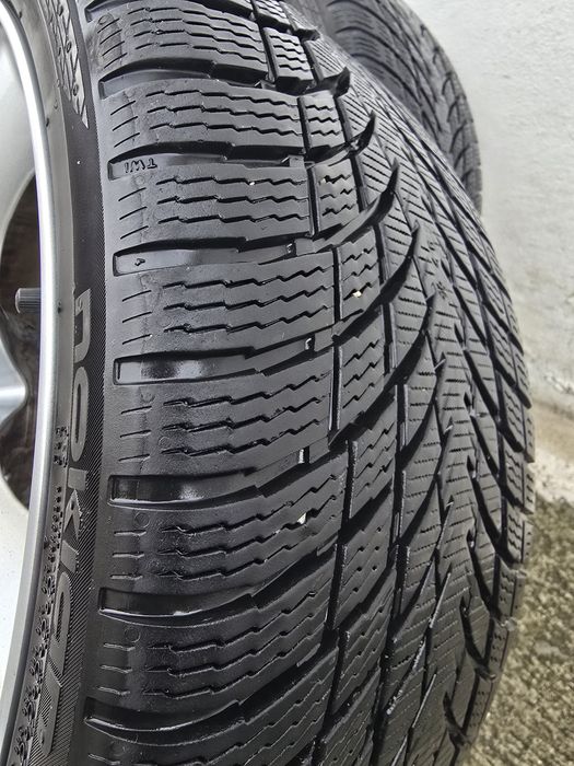255 35 19 Nokian зимни dot22 7mm с джанти 19" 5х112 66.6 8j et30