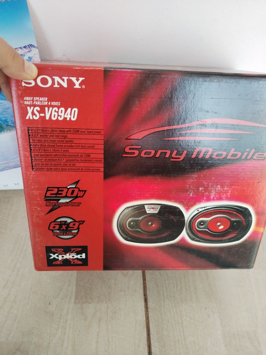 Vând 2 Boxe Sony xplod 230w!!! NOI..