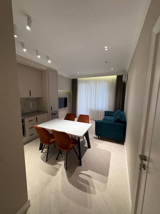 СДАЕТСЯ 3комн Квартира рядом с метро Дружба Народов