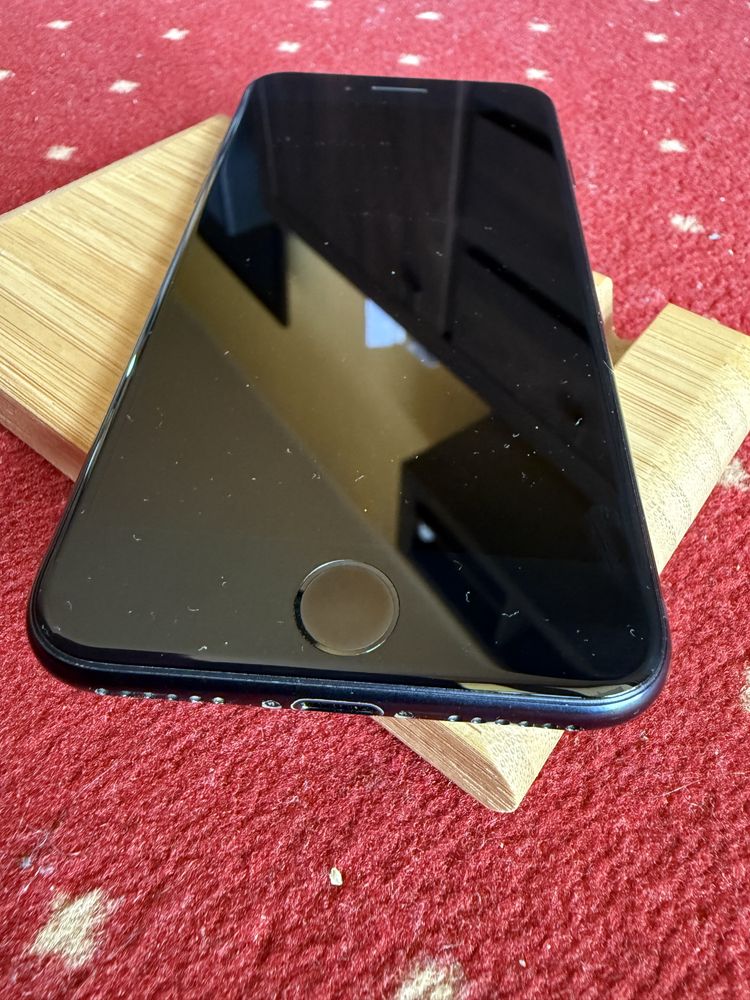 Iphone se3 2022 64GB Midnight