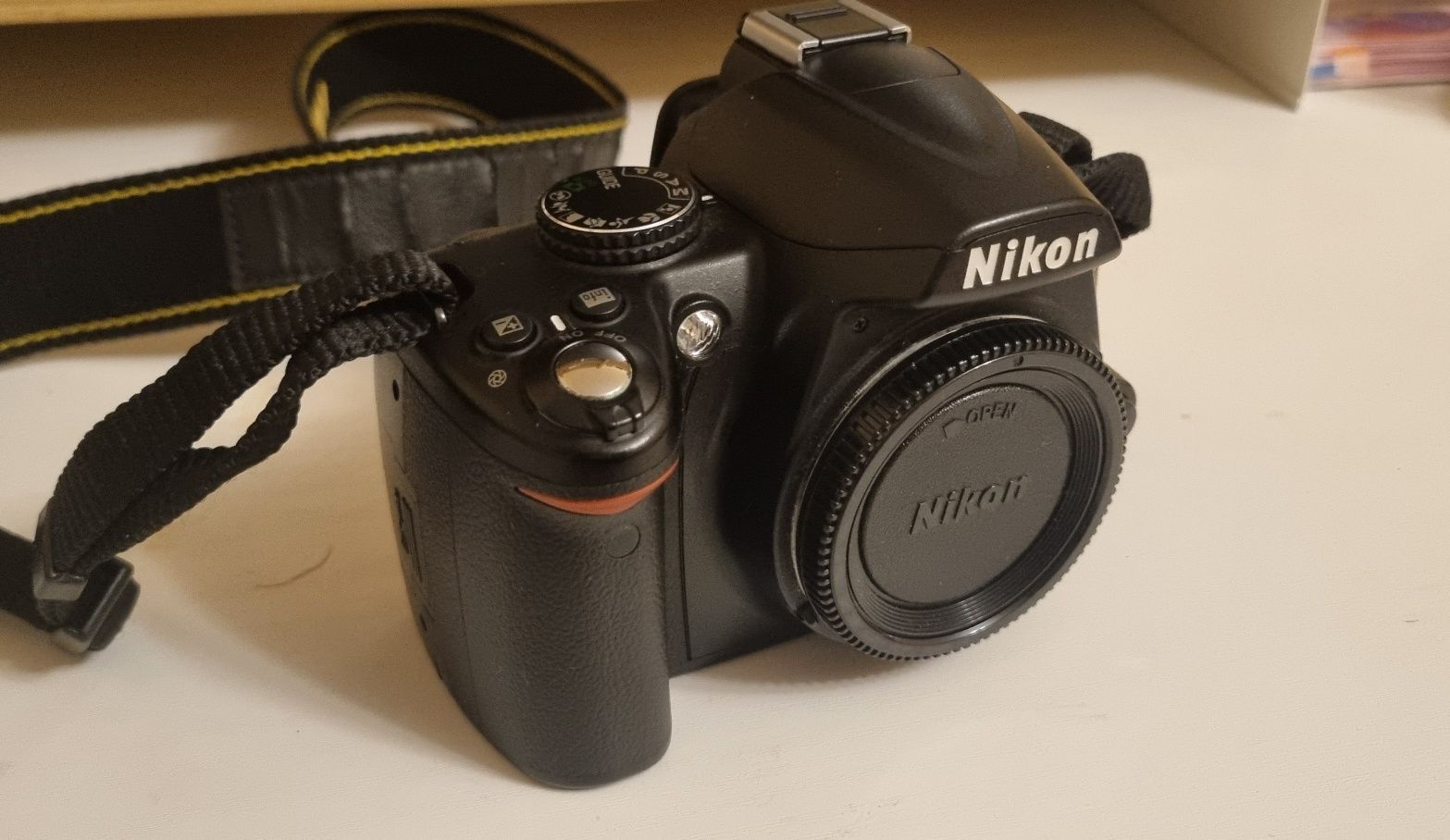 Фотоапарат Nikon D3000