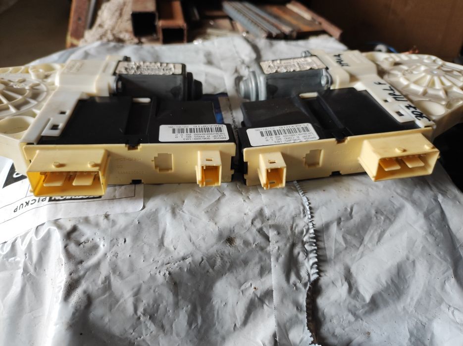 Машинки ел.стъкла и ел.огледала за Пежо-307(фейслифт)