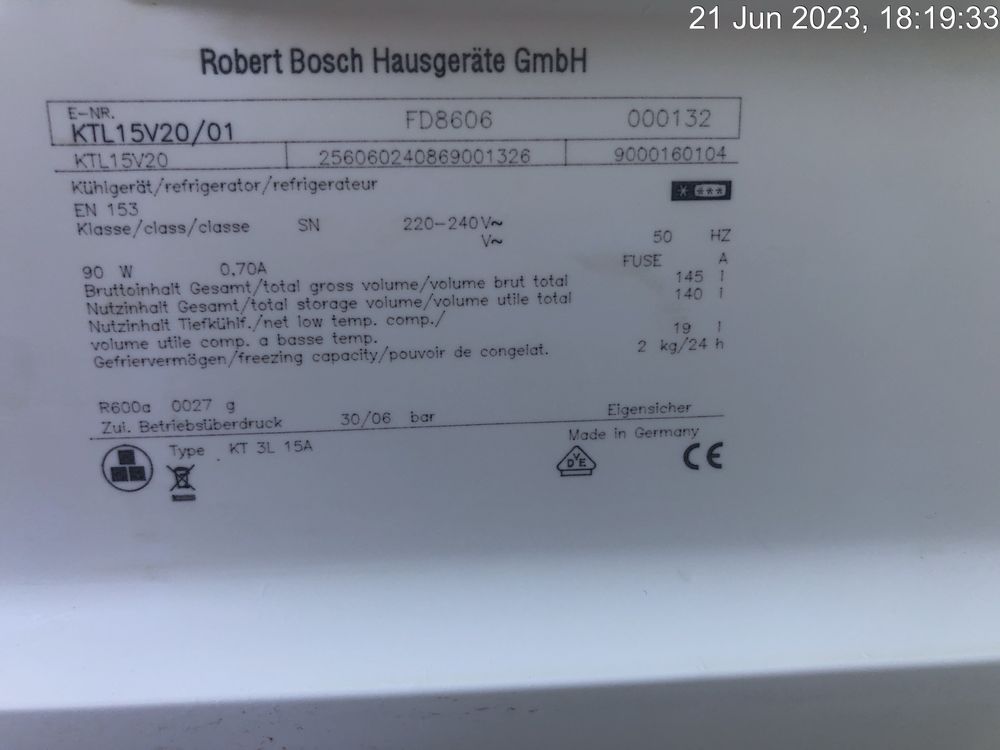 Хладилник Bosch-икономичен 100% Топ състояние