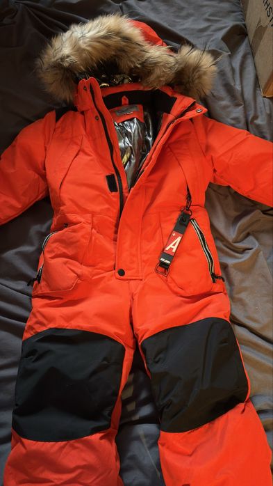 Комбинезон на рост 122 см