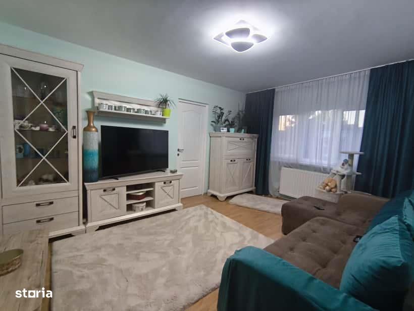 Apartament La Cheie RenovatUltilatMobilat Zona Linistita Dambu Pietros