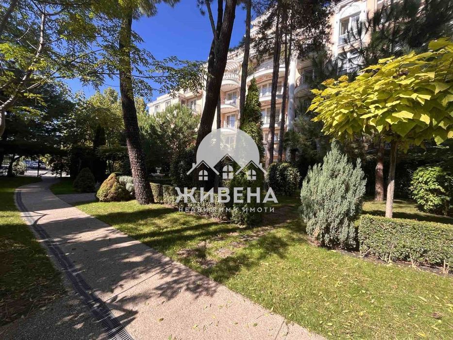Продава се Тристаен апартамент в к.к. Слънчев бряг - 88 кв.м за 1500 €/кв.м - Снимка #12