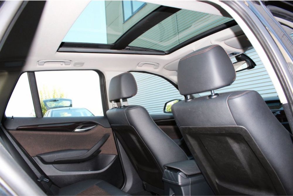 Bmw x1 xdrive 25d-Xline 5 butoane NaviProf Harman Kardon, distributie