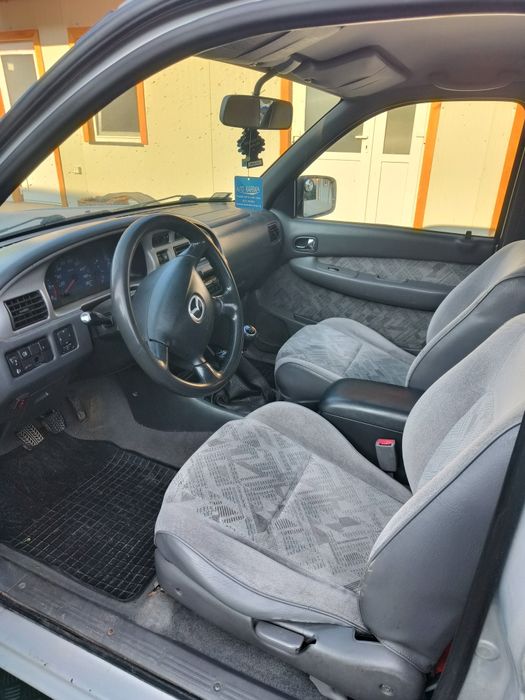 Mazda B2500 Ford Ranger Mitsubishi L200