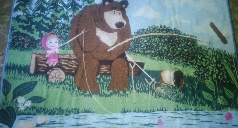 Продаётся яркий детский коврик