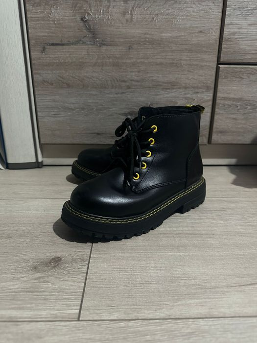 Обувь женские ботинки