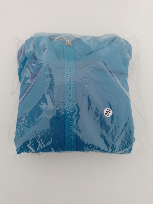 Детские спортивные костюмы