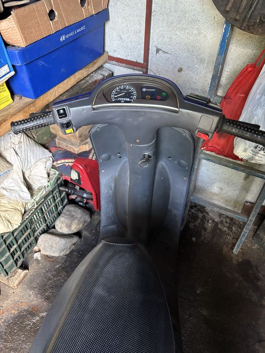 Scuter Piaggio Zip 49cc, funcțional