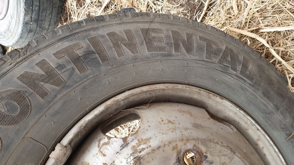 Джанта с гума 225 75 17.5 континентал